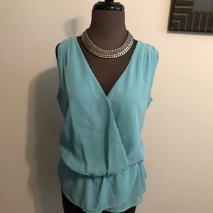 sleeveless blouse